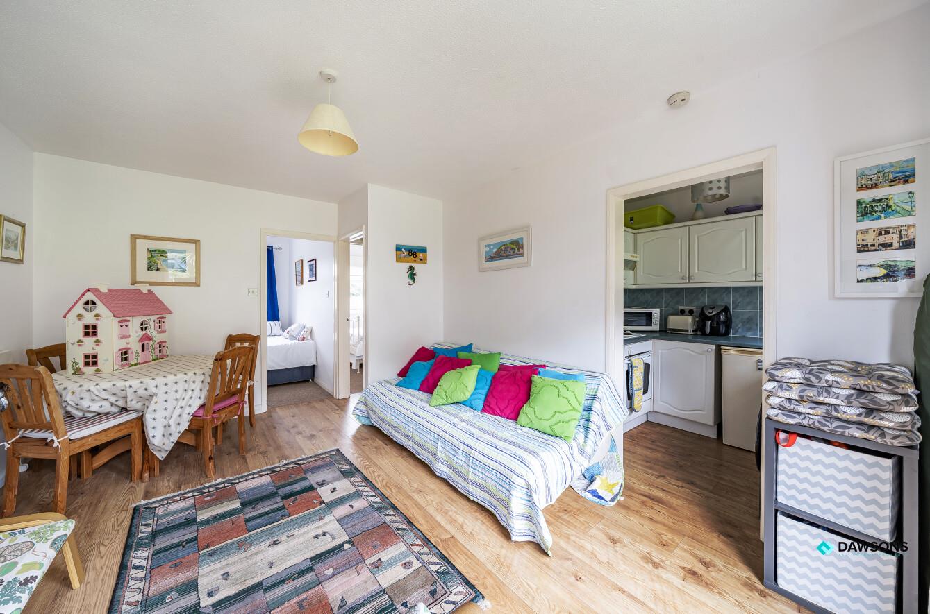 Oxwich Leisure Park, Oxwich, Swansea, SA3 1LS